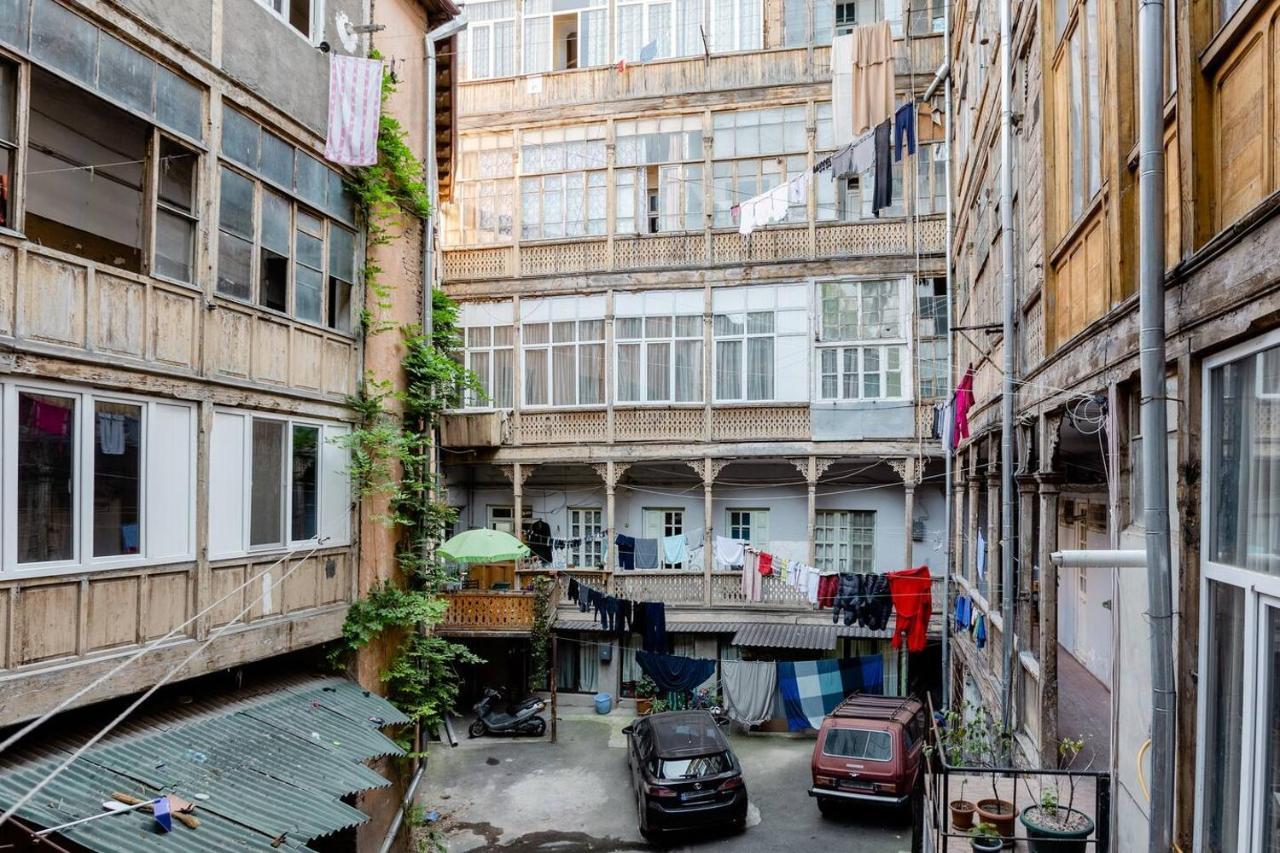 Quite Arch Attic Apartman Tbiliszi Kültér fotó